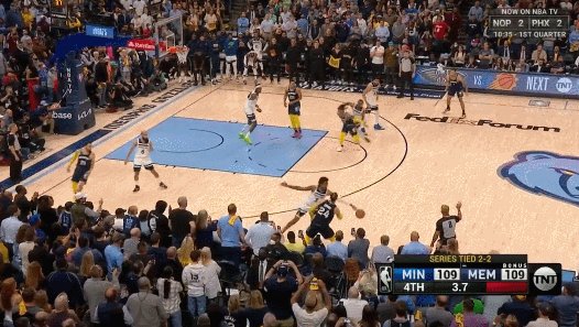 1651040053662027308.gif 2.gif